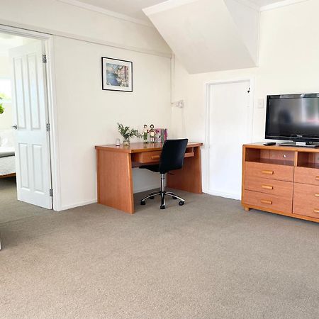 Your Home In Cockle Bay Auckland Exteriör bild