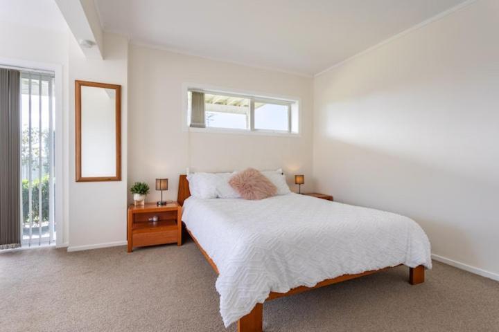 Your Home In Cockle Bay Auckland Exteriör bild